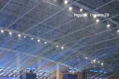 Concert "Về đây bốn cánh chim trời" đột ngột hoãn khiến khán giả bức xúc