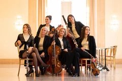 6 nghệ sĩ nữ xuất sắc của nhóm hòa tấu La Philharmonica sẽ mở màn chuỗi hòa nhạc đặc biệt. (Nguồn: NHÀ HÁT HỒ GƯƠM)