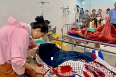 Các nạn nhân hiện đang được theo dõi sức khỏe sau ba ngày sống sót trên biển.