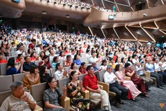Tại Nhà hát Hồ Gươm sẽ diễn ra 2 chương trình nghệ thuật đặc biệt nhằm gây quỹ ủng hộ đồng bào ở các vùng chịu thiên tai. (Ảnh minh họa)