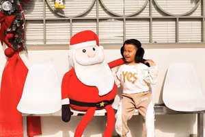 Khoảnh khắc dễ thương của bạn nhỏ.