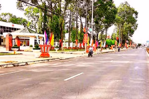 Hệ thống giao thông trên địa bàn Cư Jút luôn được giữ gìn khang trang, sạch đẹp.