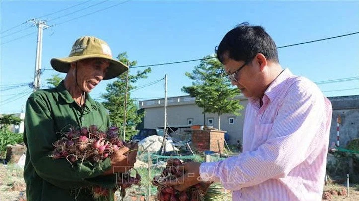 Quảng Ngãi đẩy mạnh ứng dụng công nghệ trong tín dụng chính sách