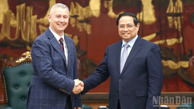 Thủ tướng Phạm Minh Chính tiếp Đại sứ Bỉ, thúc đẩy hợp tác toàn diện và giải quyết hậu quả chiến tranh