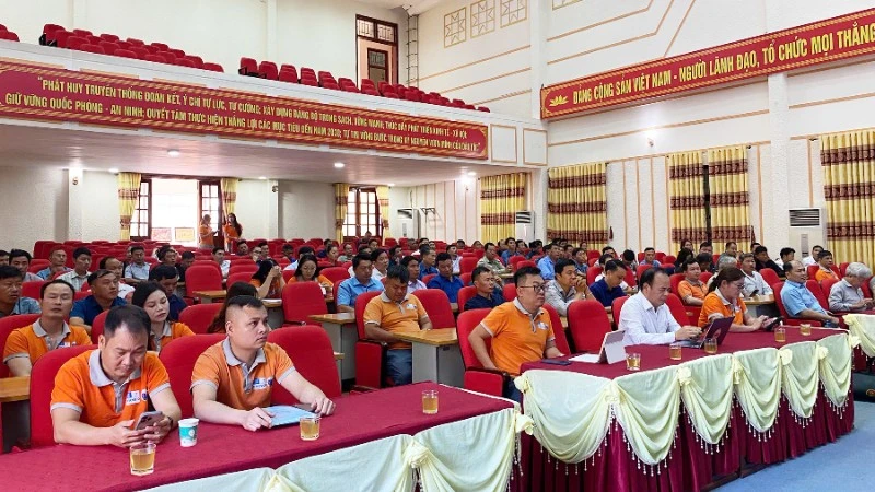 Tập huấn nhận diện tai biến địa chất tại Công viên địa chất Đồng Văn