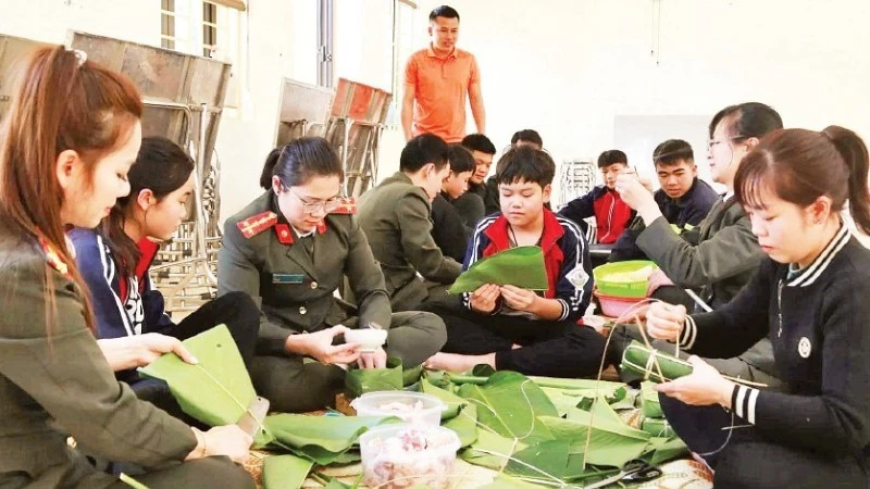 Những mùa xuân ấm áp nơi biên cương: Tình quân dân qua những đứa con nuôi
