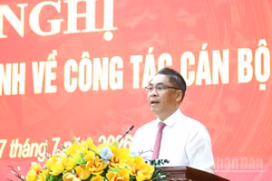 Bí thư Tỉnh ủy Cao Bằng Phan Thăng An phát biểu giao nhiệm vụ cho các đồng chí được điều động, bổ nhiệm.