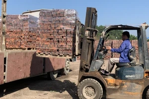 Sản phẩm gạch tuynel của Công ty cổ phần sản xuất vật liệu xây dựng Cao Bằng.