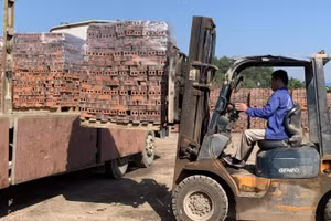 Sản phẩm gạch tuynel của Công ty cổ phần sản xuất vật liệu xây dựng Cao Bằng. (Ảnh: Báo Cao Bằng)