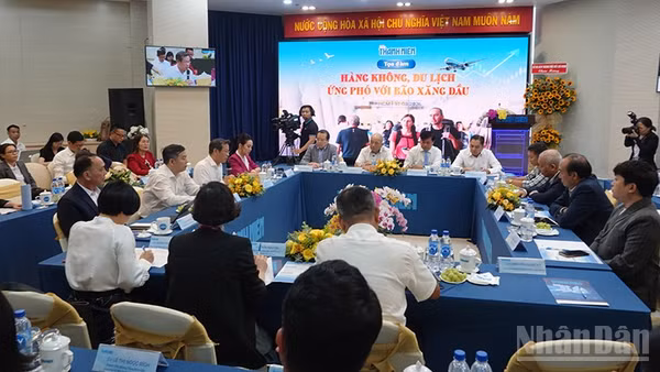 Quang cảnh buổi tọa đàm. (Ảnh: LINH BẢO)