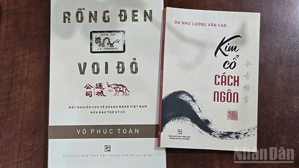 Bìa hai cuốn sách mới của Nhà xuất bản Tổng hợp Thành phố Hồ Chí Minh. (Ảnh: Linh Bảo)