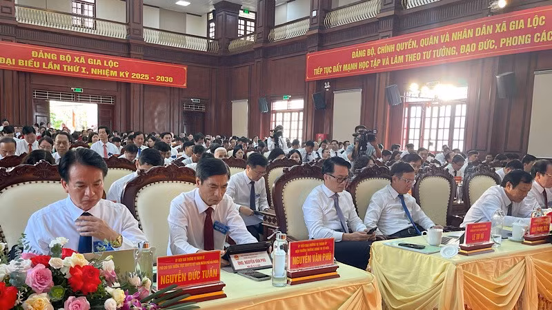 Các đại biểu dự Đại hội Đảng bộ xã Gia Lộc lần thứ nhất (nhiệm kỳ 2025-2030).