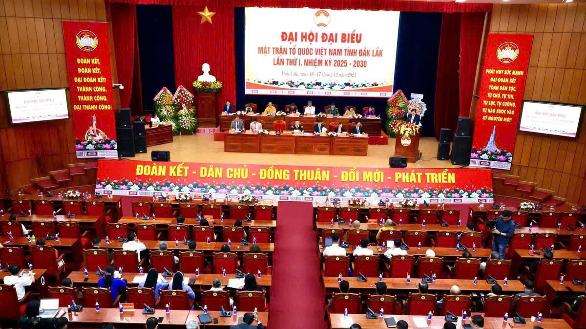 Quang cảnh đại hội.