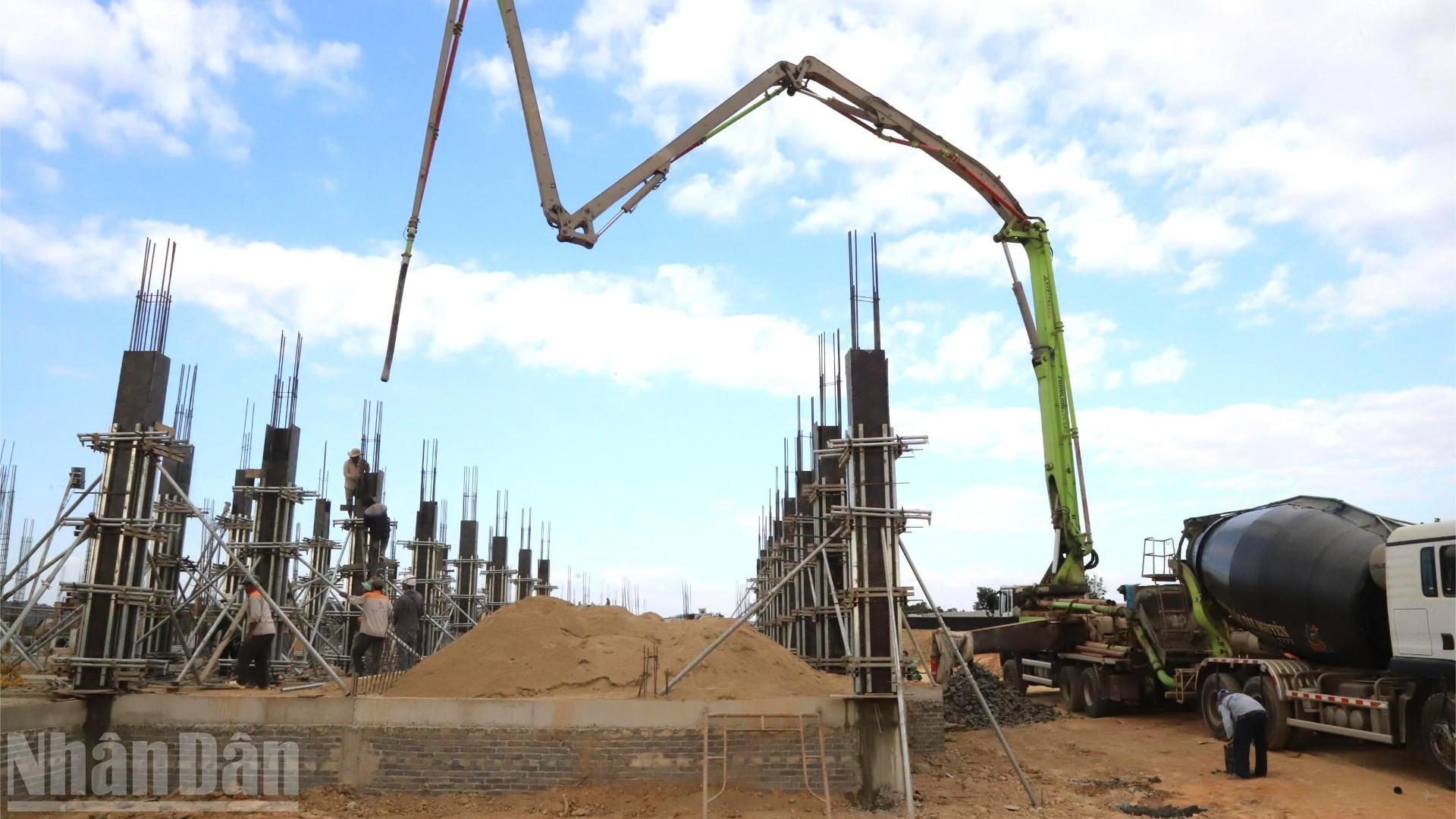 Đến nay, sau gần 3 tháng thi công, khối lượng thi công các dự án đạt từ 22-25%.