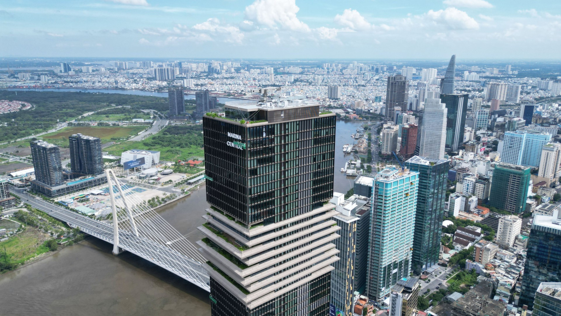 Thành phố Hồ Chí Minh: Chuyển hóa thách thức thành động lực phát triển