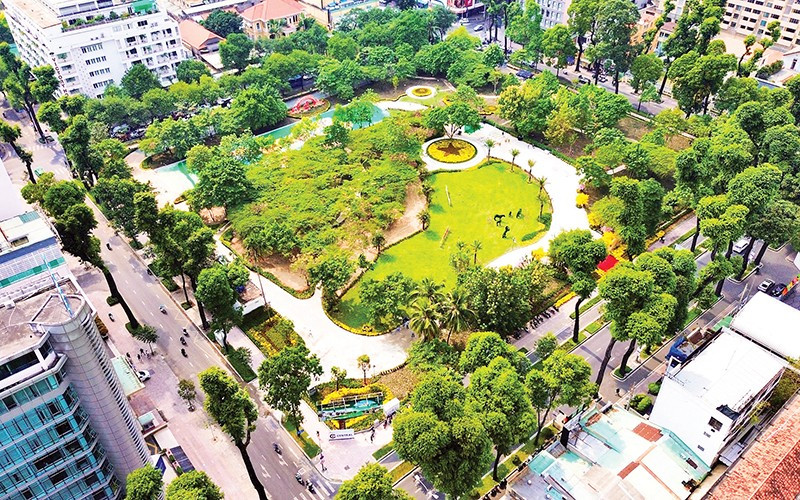 Khu đất dự án nhà thi đấu Phan Đình Phùng vừa được cải tạo, chỉnh trang thành công viên tại phường Xuân Hòa. (Ảnh THẾ ANH)