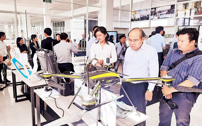 Khu Công nghệ cao Thành phố Hồ Chí Minh trưng bày sản phẩm công nghệ cao.