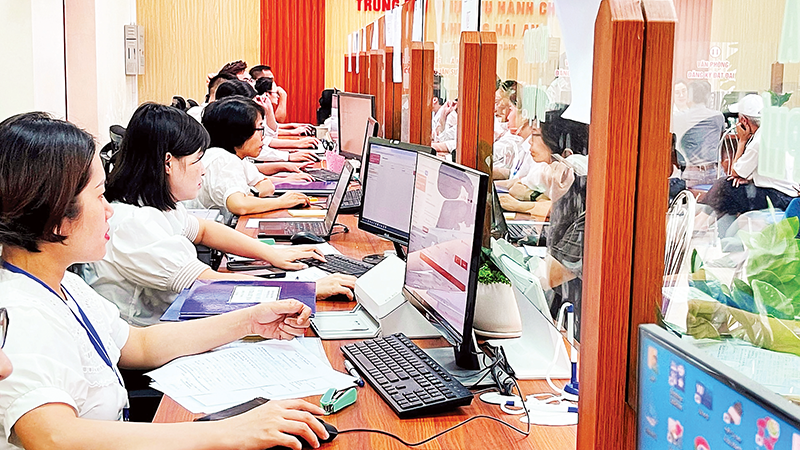 Phường Hải An chú trọng xây dựng đội ngũ cán bộ, công chức, viên chức có phẩm chất, năng lực phục vụ nhân dân.