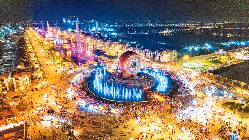 Trục đường lễ hội tại Sun Urban City Hà Nam.