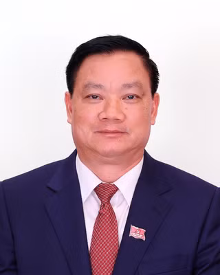 NGUYỄN KHẮC THẬN