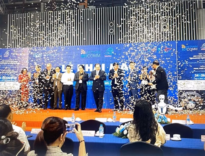 Triển lãm Quốc tế Vietnam ICTCOMM 2026 diễn ra từ 24-26/6 tại Thành phố Hồ Chí Minh.