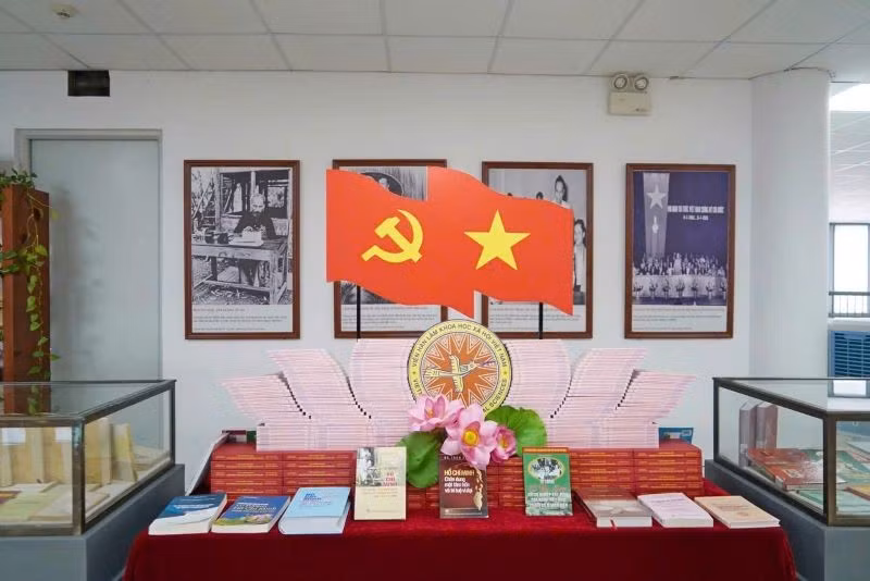 Một góc "Không gian văn hóa Hồ Chí Minh" tại Viện Hàn lâm Khoa học xã hội Việt Nam.