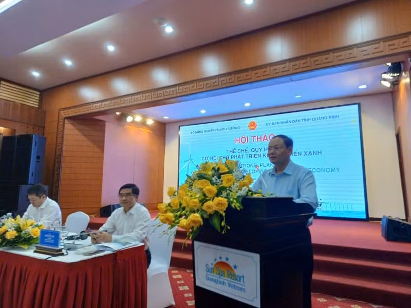 Thứ trưởng Nông nghiệp và Môi trường Lê Minh Ngân phát biểu tại Hội thảo.