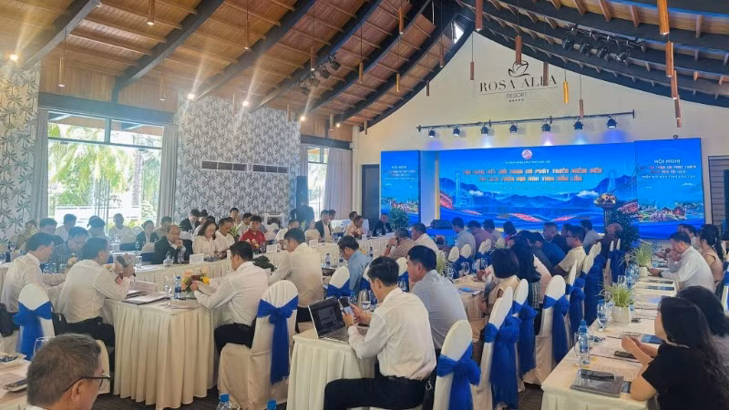 Quang cảnh hội nghị.