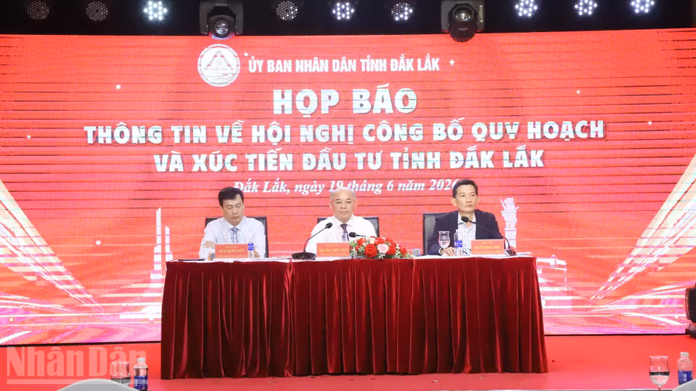 ndo_bl_img-9894.jpg