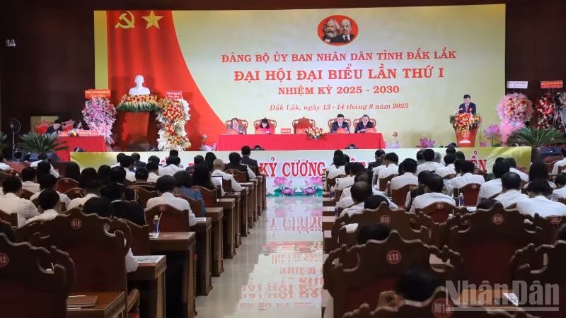 Quang cảnh đại hội.