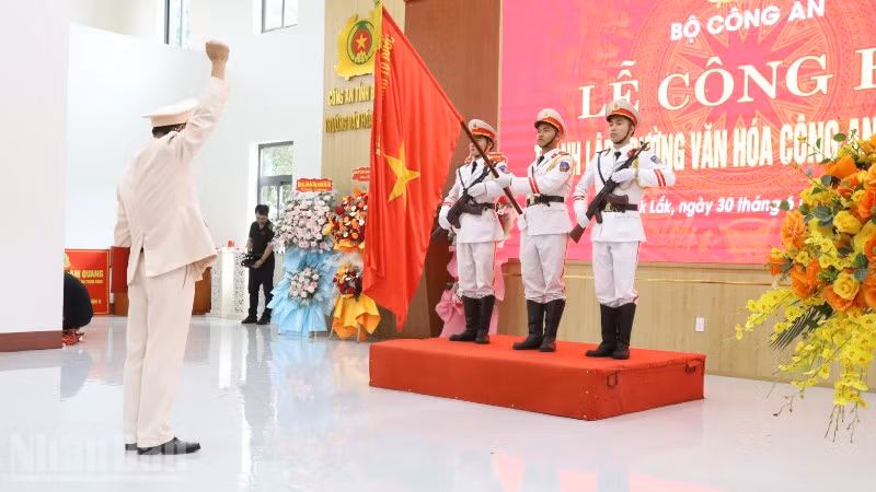 ndo_bl_img-1051-8558.jpg