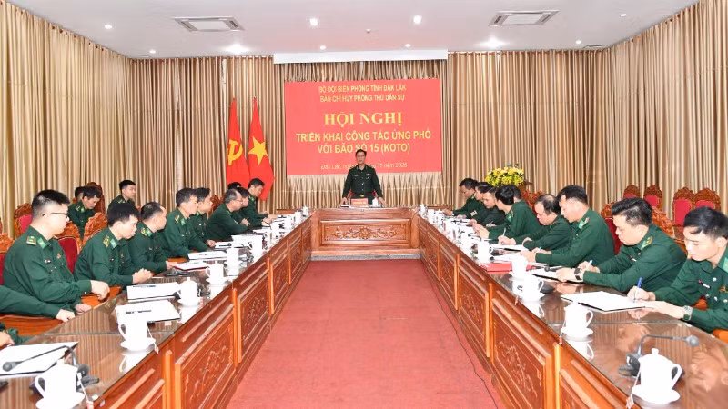 Toàn cảnh hội nghị.