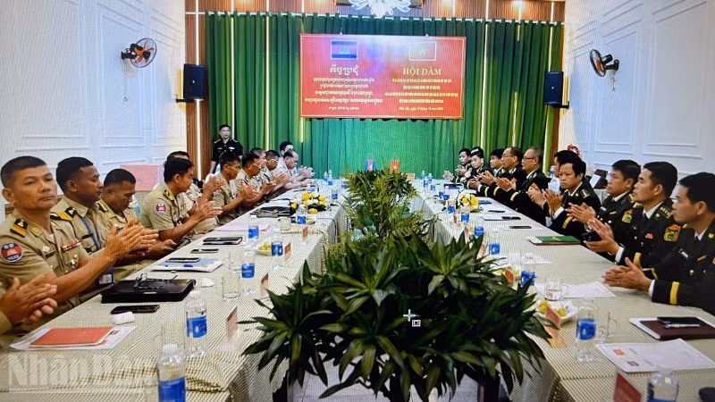 Quang cảnh buổi hội đàm.