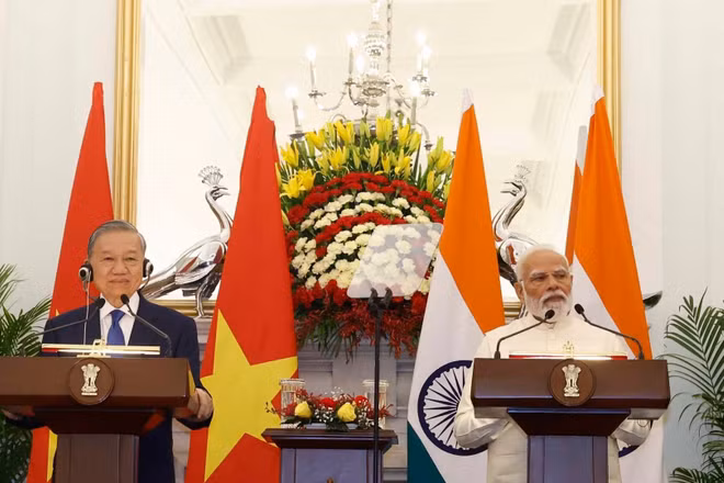 Tổng Bí thư, Chủ tịch nước Tô Lâm và Thủ tướng Ấn Độ Narendra Modi gặp gỡ báo chí. (Ảnh: Thống Nhất/TTXVN)