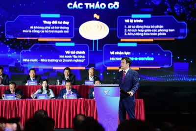 Tổng Giám đốc FPT Nguyễn Văn Khoa: Doanh nhân trẻ cam kết thực hiện ba đột phá mới.