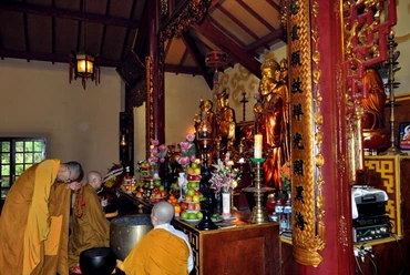 Đại lễ cầu siêu tại Pháp cho 64 chiến sĩ hy sinh ở đảo Gạc Ma