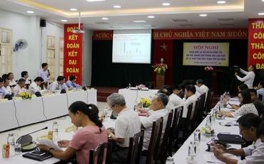 Các ý kiến phản biện tại Hội nghị.