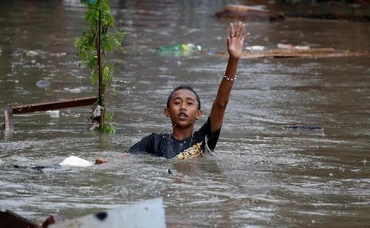 Tình hình mưa bão tại đảo Luzonm, Philippines, ngày 12-9. (Ảnh: Reuters)