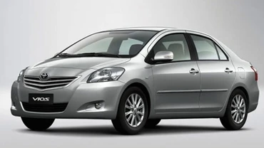 Toyota Việt Nam thu hồi gần 4.000 xe vì lỗi túi khí