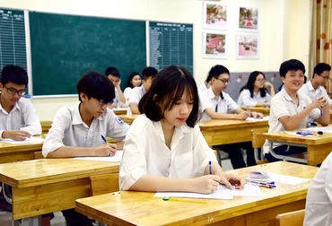 Học sinh THPT ( Ảnh minh hoạ: THUỶ NGUYÊN)
