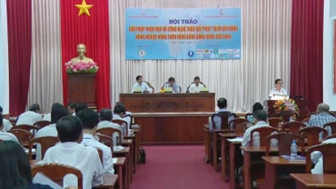 Quang cảnh buổi hội thảo.