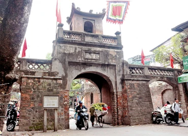 Di tích lịch sử Ô Quan Chưởng.