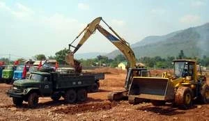 Khởi công xây dựng hệ thống nước thải.