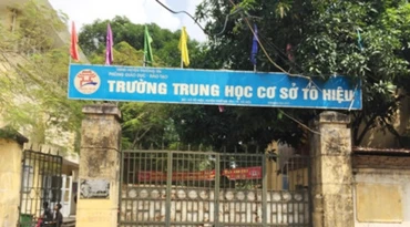 Tạm đình chỉ cô giáo phạt học sinh quỳ trong giờ học