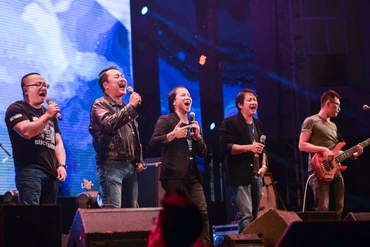 Liveshow mới nhất của Bức Tường "Hẹn gặp lại".