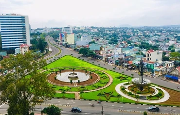 TP PleiKu, trung tâm kinh tế - chính trị - văn hóa của Gia Lai và Bắc Tây Nguyên.