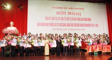 Hải Phòng biểu dương, tôn vinh 110 tổ chức cơ sở Đảng và 60 đảng viên tiêu biểu