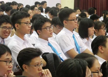 Học sinh lớp 10 Trường THPT chuyên Khoa học Tự nhiên (Trường đại học Khoa học Tự nhiên). (Ảnh minh họa: THÙY LINH)