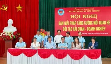 Ký kết thỏa thuận giữa lãnh đạo Cục Hải quan Hải Phòng và đại diện doanh nghiệp, hiệp hội doanh nghiệp.