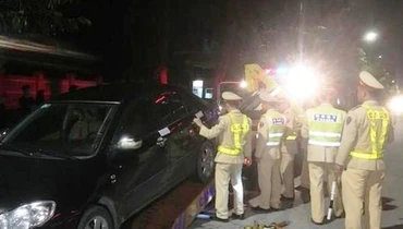 Lực lượng CSGT Công an Nghệ An thực hiện tuần tra, kiểm tra người điều khiển phương tiện giao thông.